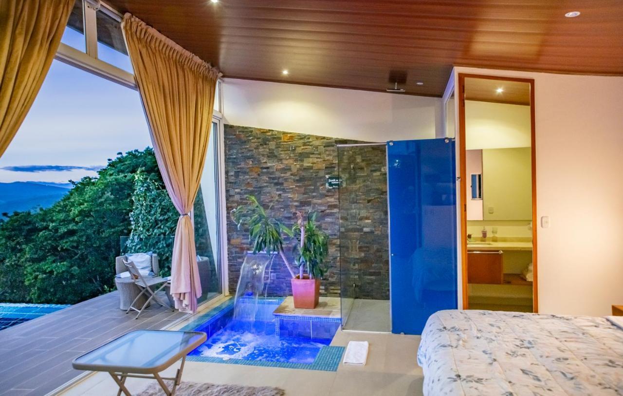 Sunset Palm Lodge 圣希尔 外观 照片