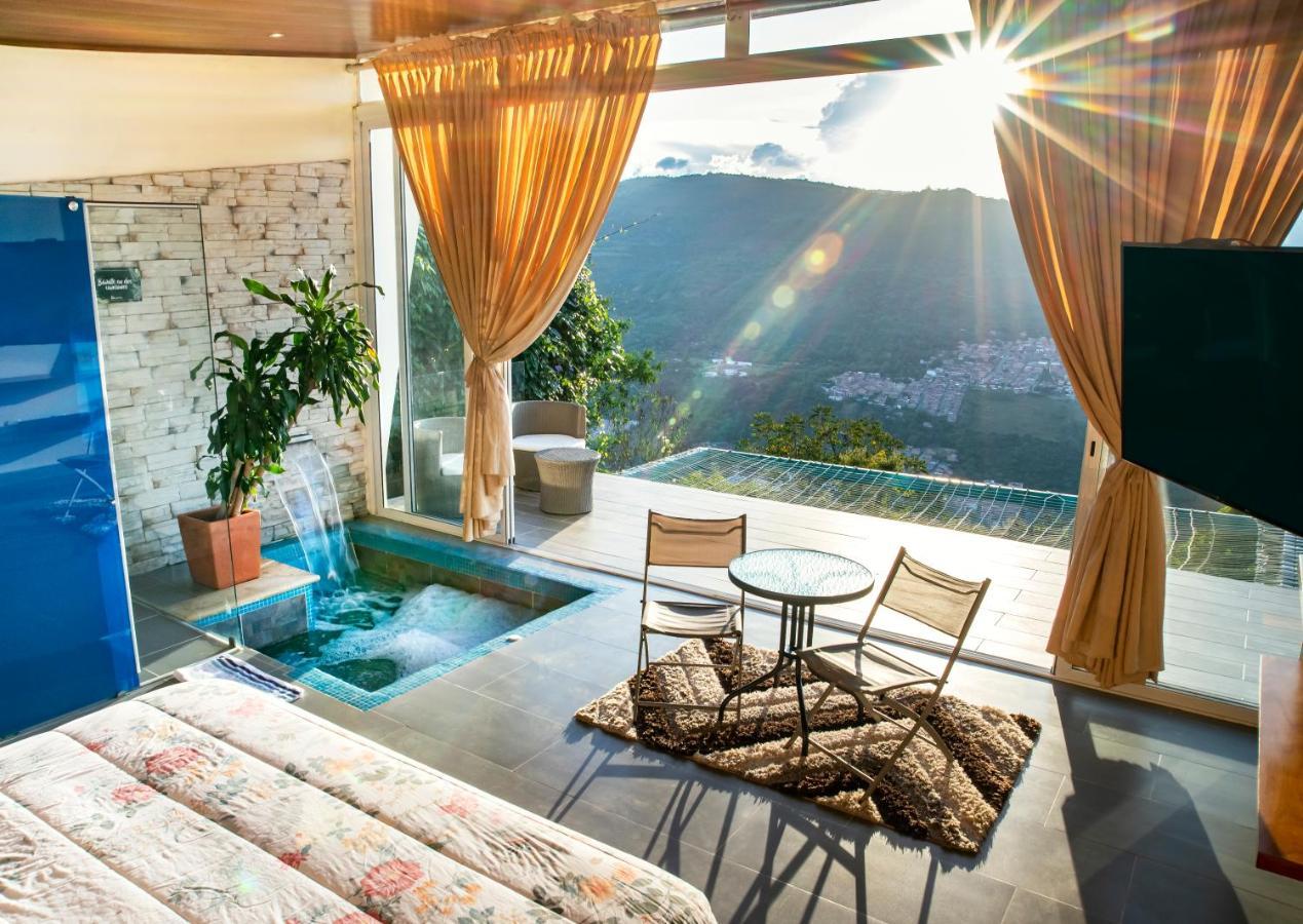 Sunset Palm Lodge 圣希尔 外观 照片