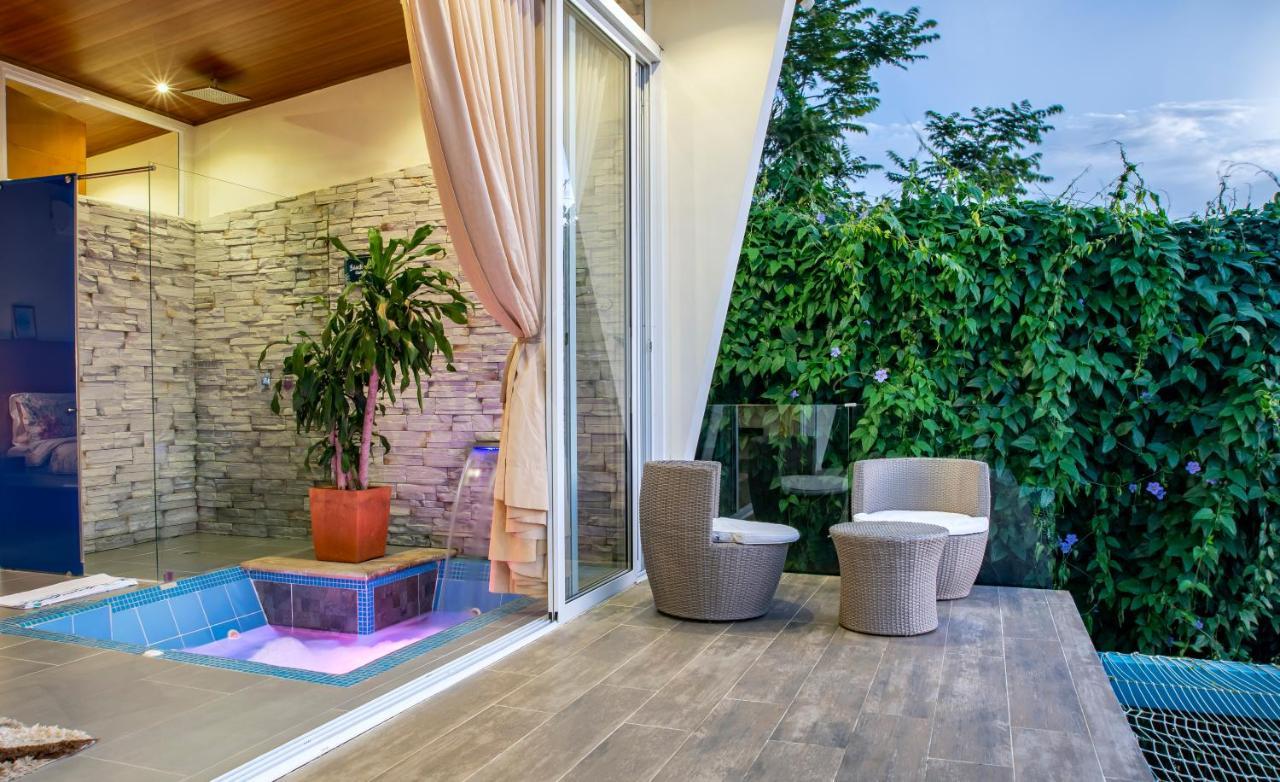 Sunset Palm Lodge 圣希尔 外观 照片