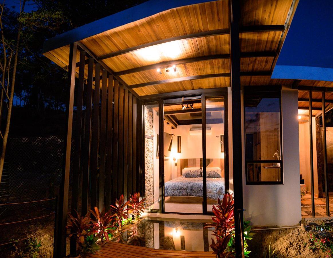 Sunset Palm Lodge 圣希尔 外观 照片